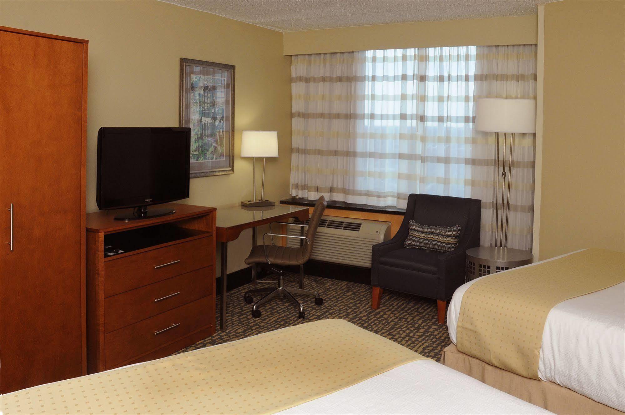 Holiday Inn Raleigh Downtown By Ihg Zewnętrze zdjęcie