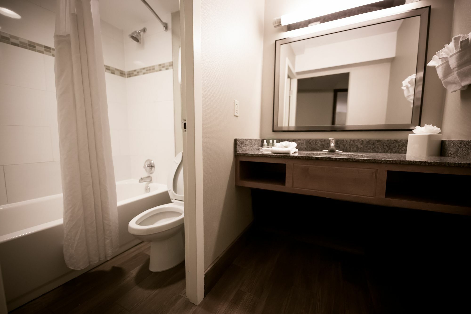 Holiday Inn Raleigh Downtown By Ihg Zewnętrze zdjęcie